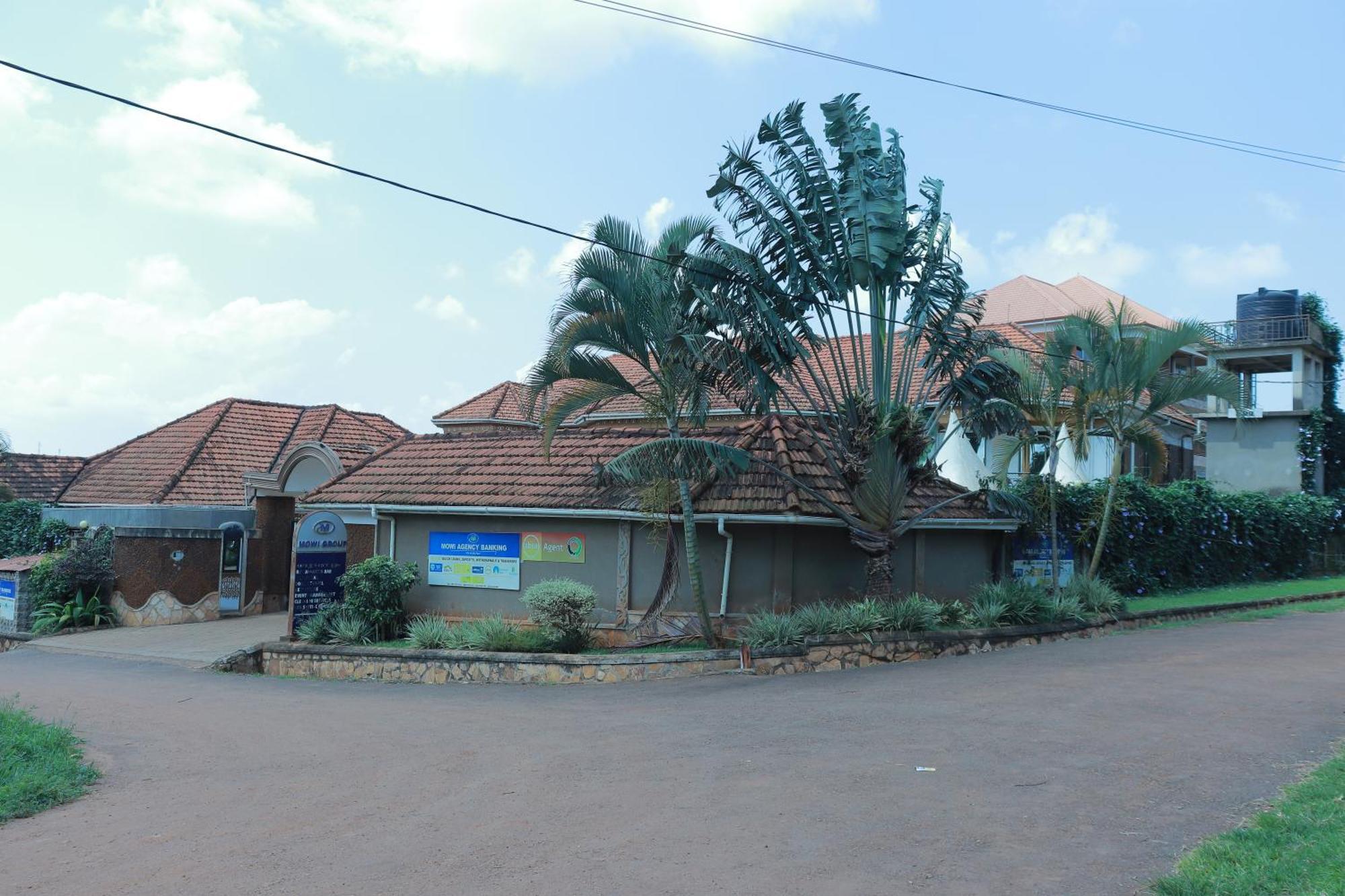 Mowicribs Hotel And Spa เอนเทบเบ้ ภายนอก รูปภาพ